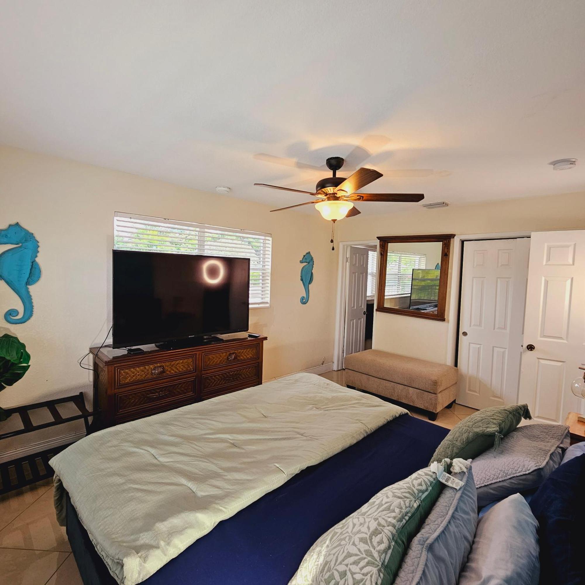 Coastal Haven: Family-Friendly House with Pool Near Beaches Fort Lauderdale Exterior photo